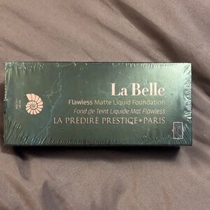 La Belle Prestige Matte Liquid Foundation